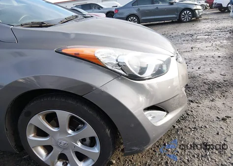 2013 Hyundai Elantra Limited z USA, uszkodzony, nr VIN 5NPDH4AE1DH164992